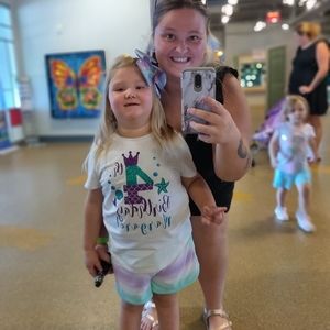 Meet your Posher, Abbigale